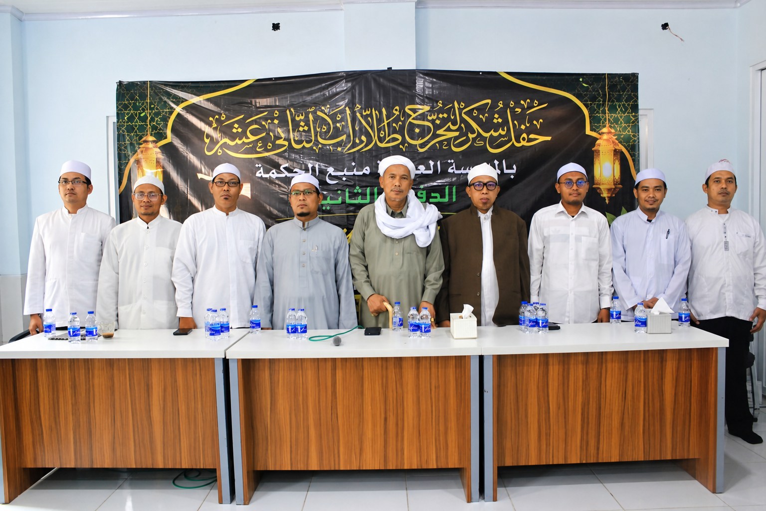 Kegiatan keagamaan bersama pengasuh dan dewan guru